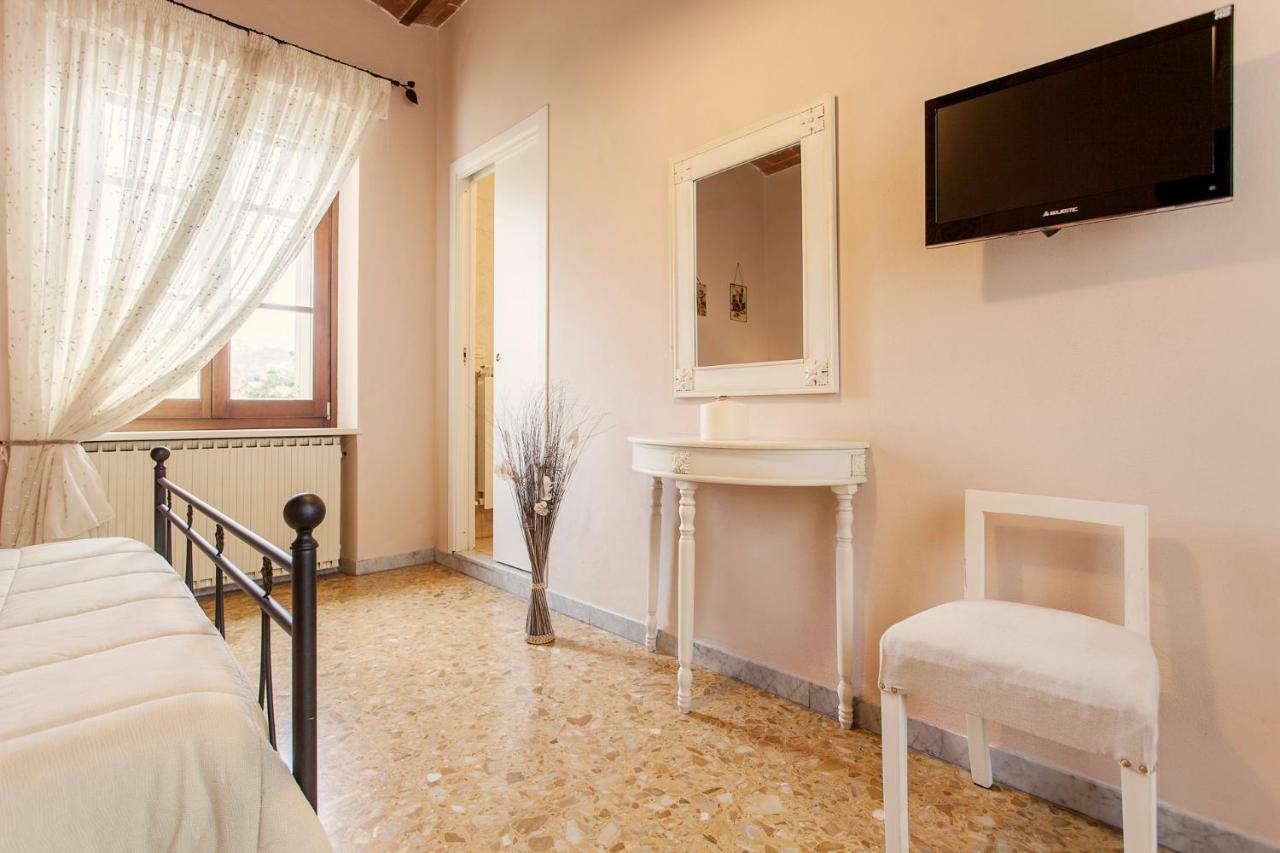 B & B Da Ferro Massarosa Bagian luar foto